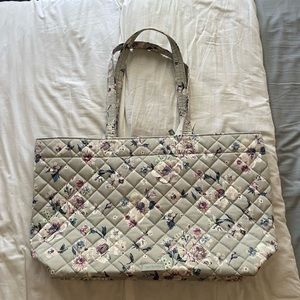 NWT Vera Bradley Iconic Grand Tote